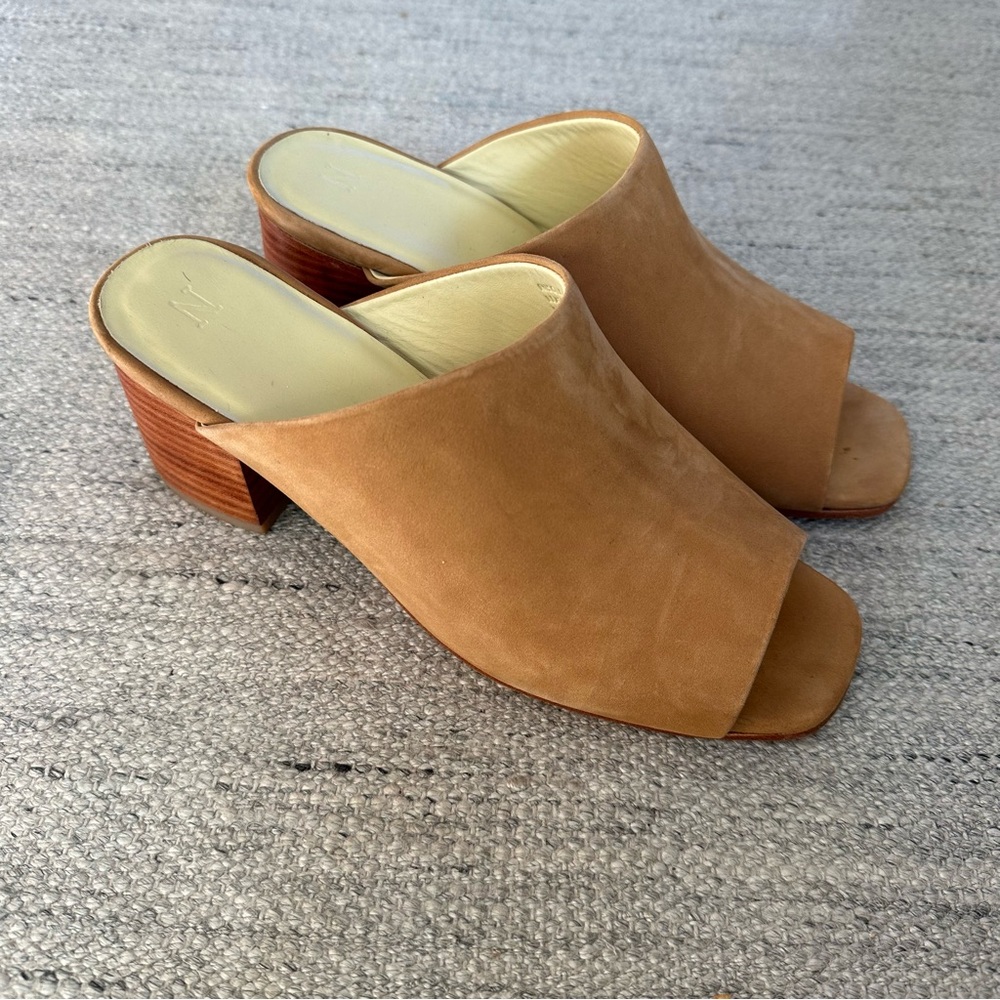 Nisolo Open Toe Paloma Mule Sandal in Tan